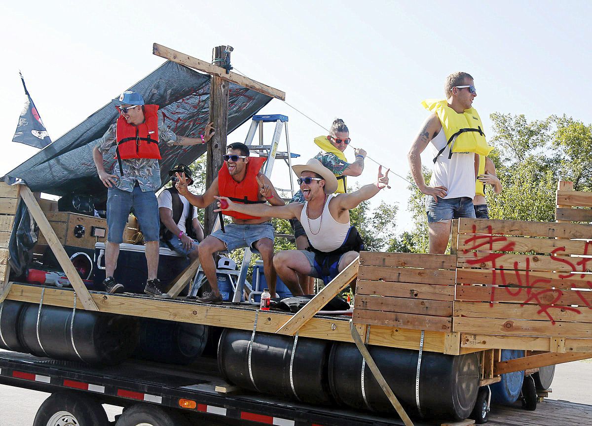 Great Raft Race 2015